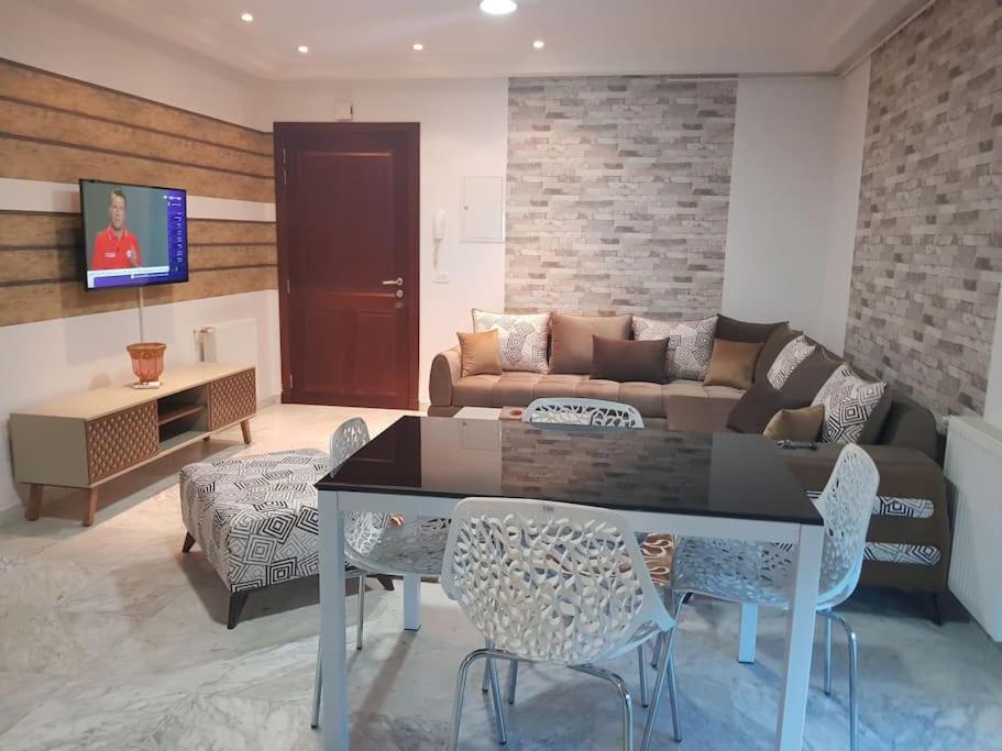 Lovely Apartment Near Tunis Mall - Lac2 Тунис Екстериор снимка